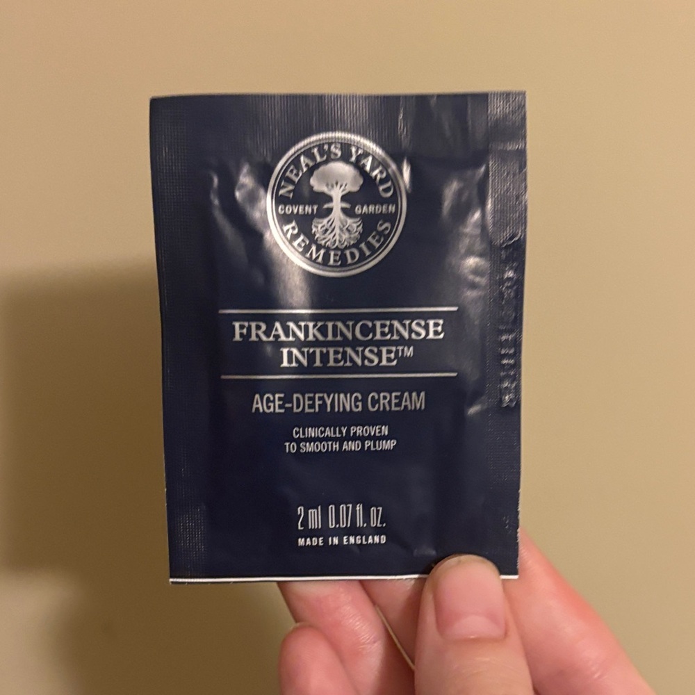 FREE ADD ON Frankincense Intense Age-Defying Cream - Packet 2ml